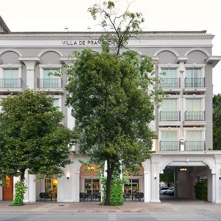 Villa De Pranakorn Банкок Екстериор снимка Villa de Prague